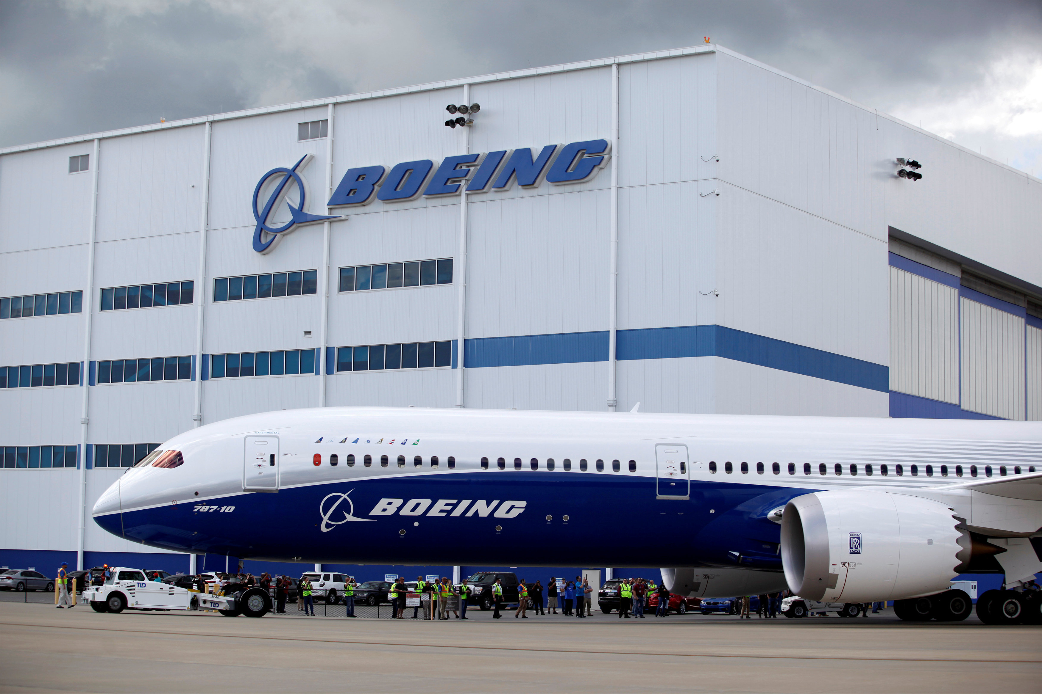 Boeing 787 Dreamliner foi o primeiro a trazer os "dentes de tubarão" na carapaça do motor (Foto: Randall Hill/Reuters)